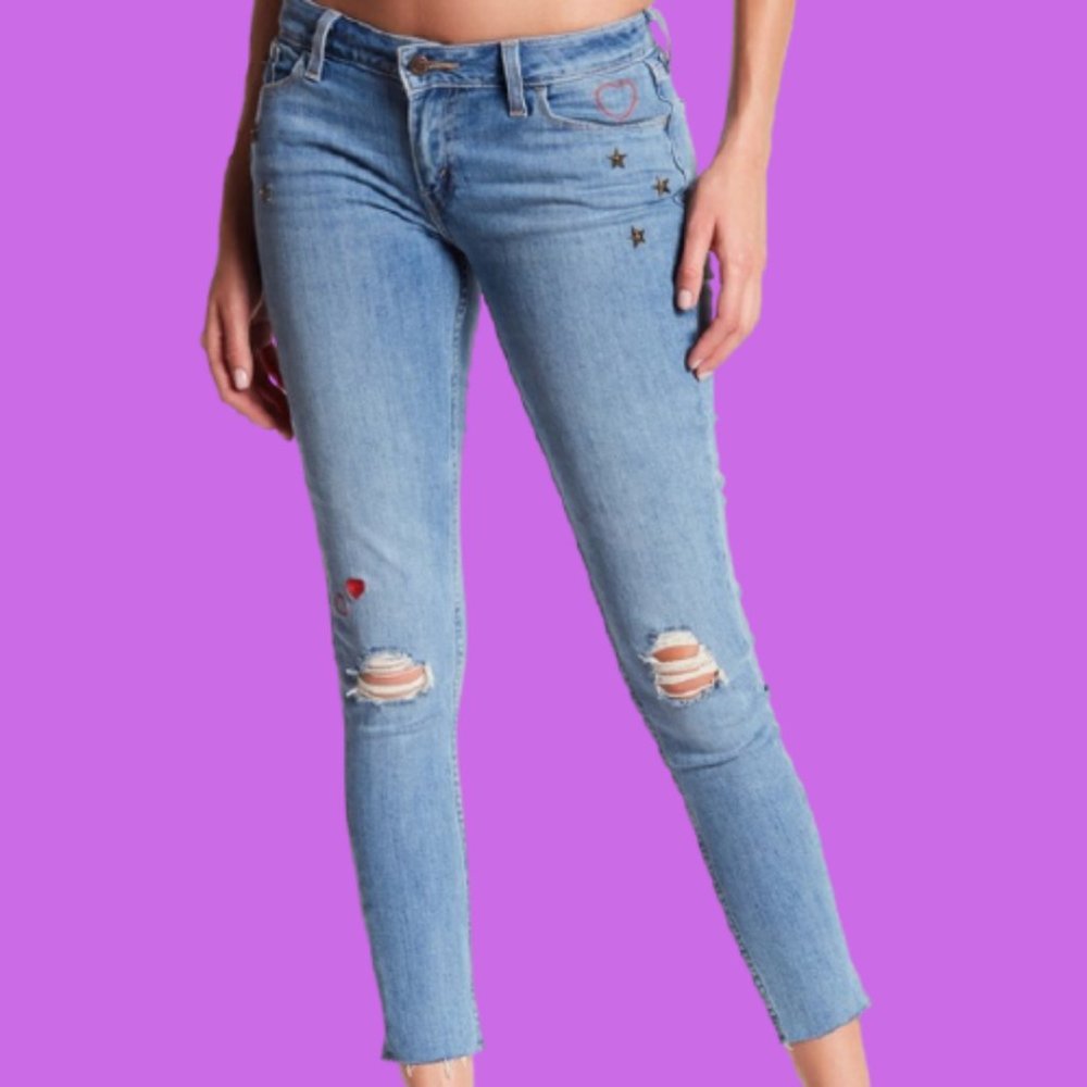 ❤️NWT❤️ Levi's Stars Hearts Skinny Cropped Jeans